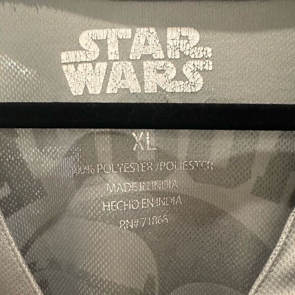 Star Wars Lucas film LTD jersey button down
Starwars.com short sleeve - Picture 13 of 16